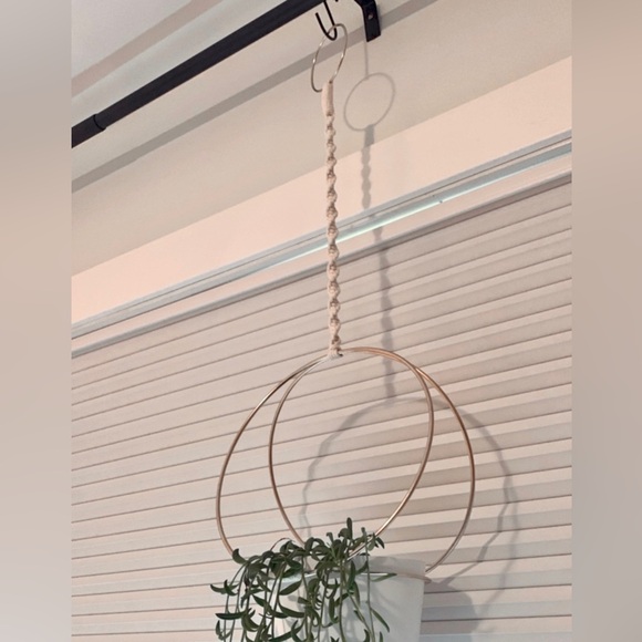 Macrame plant hanger - Liz - Picture 4 of 4
